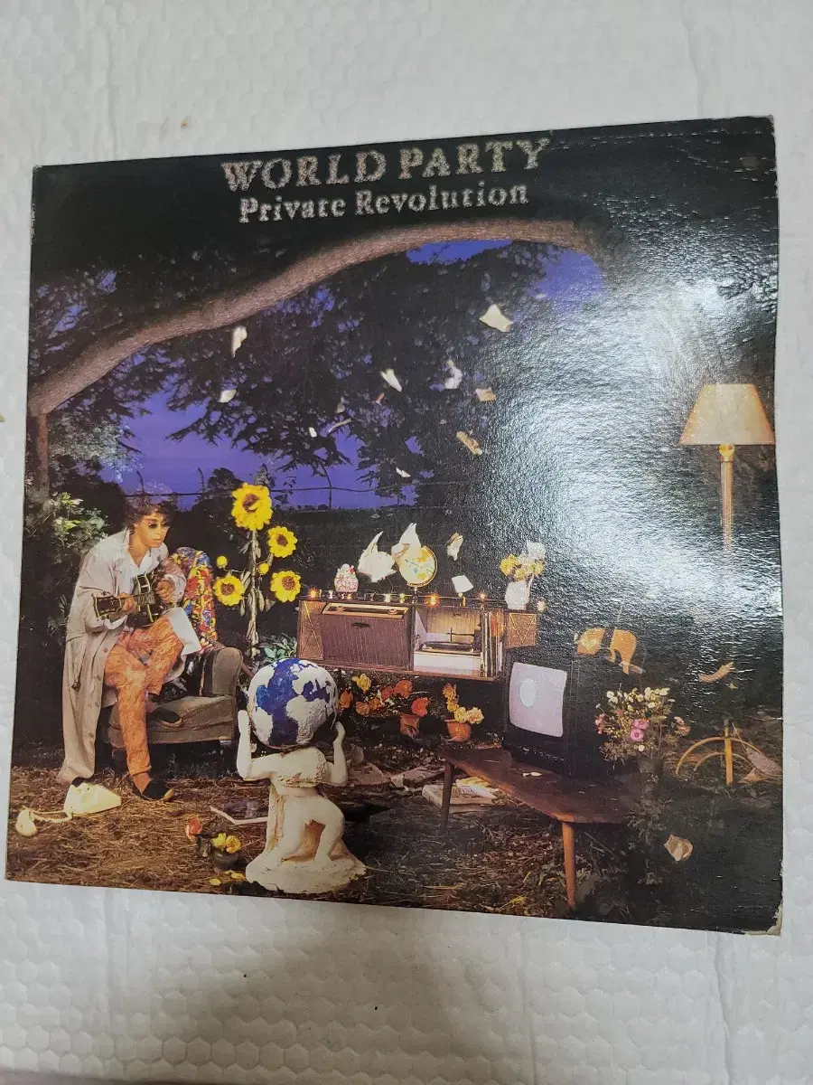 WORLD PARTY LP 영국 락 그룹